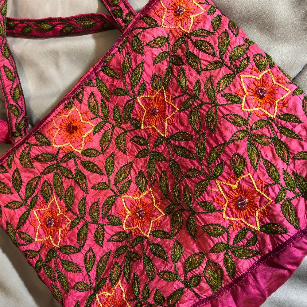 Tiny decorative bag/purse